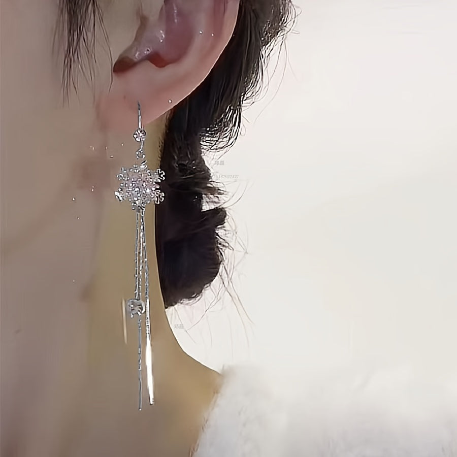 [Elegant Earrings] Elegant Snowflake Dangle Earrings | Long Chain Design With Sparkling Zirconia Inlaid Copper Jewelry Party Ornaments