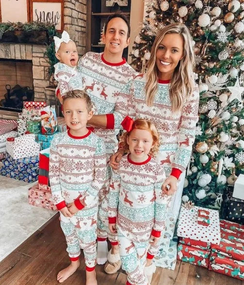 Christmas Family Pajamas Set – Matching Deer Sleepwear for Adults & Kids (2-Piece)