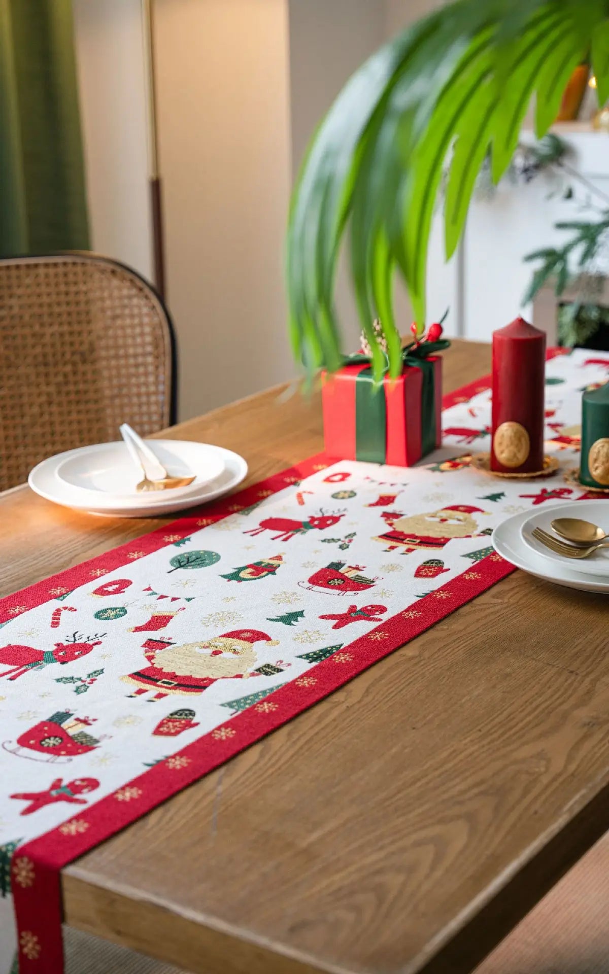 Christmas Jacquard Table Runner with Tassel Santa Claus Table Cover For Home Festival Party Table Decoration TV Cabinet Cover