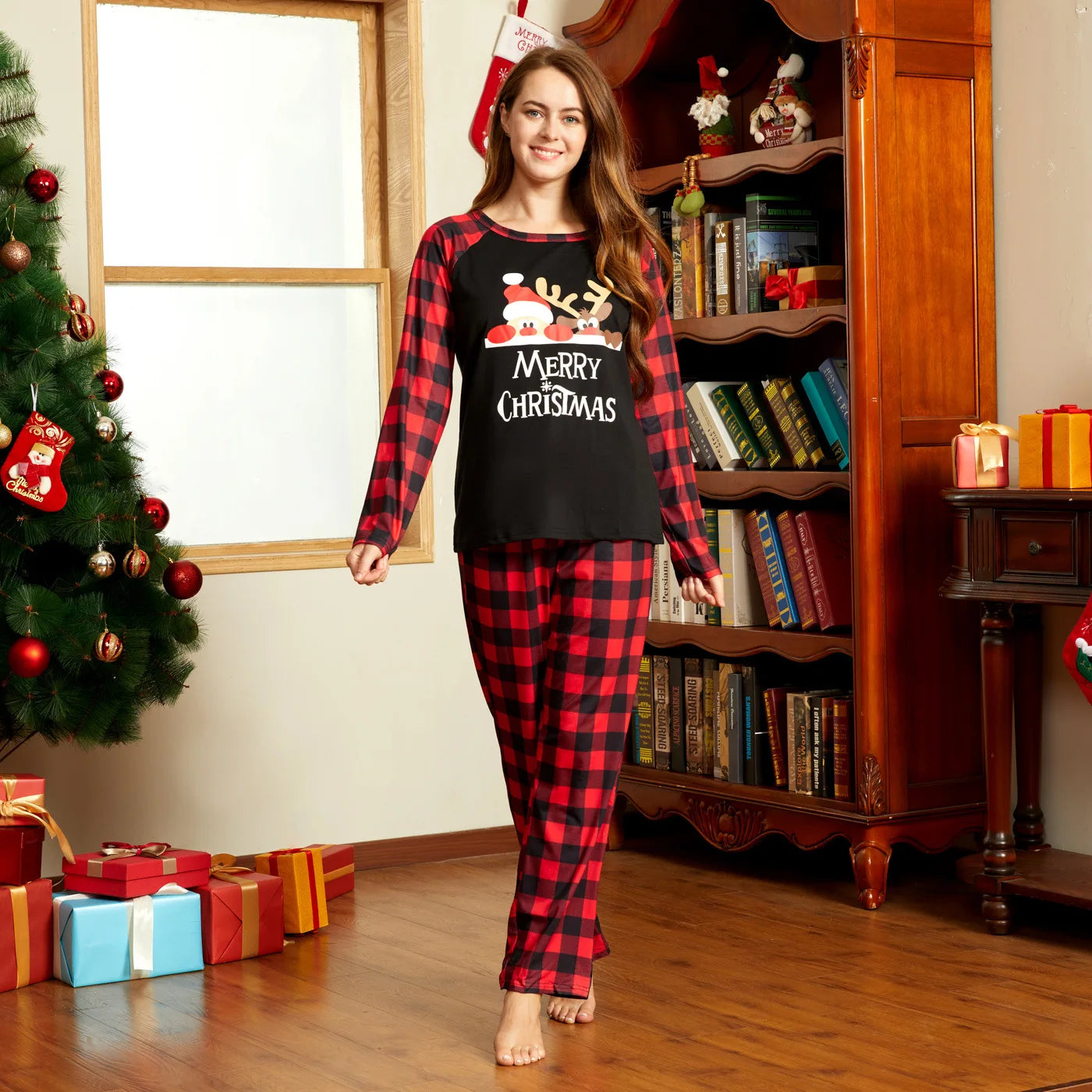 Christmas Family Pajamas – Santa Claus Print Matching Sleepwear for Men & Women