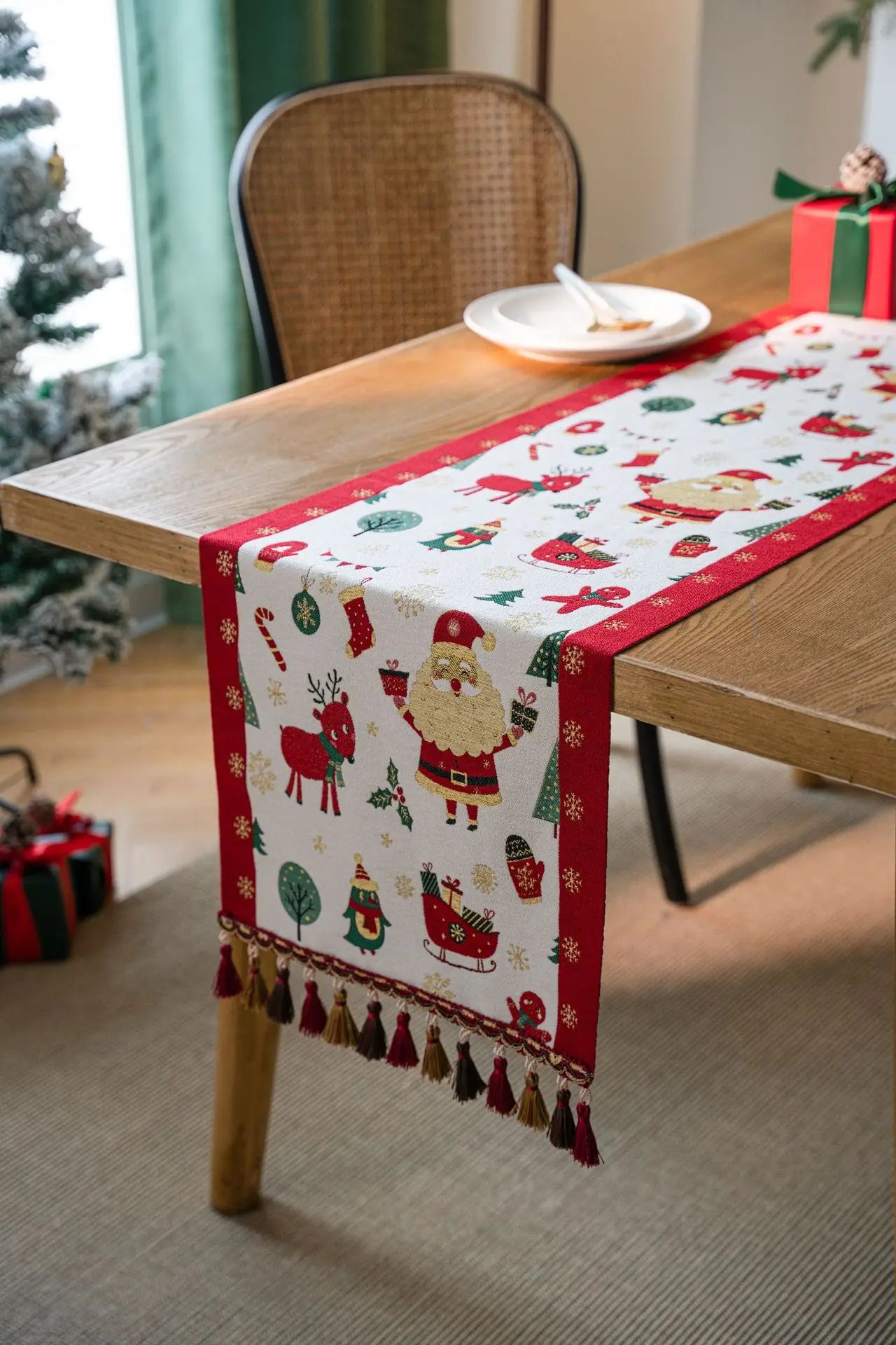 Christmas Jacquard Table Runner with Tassel Santa Claus Table Cover For Home Festival Party Table Decoration TV Cabinet Cover