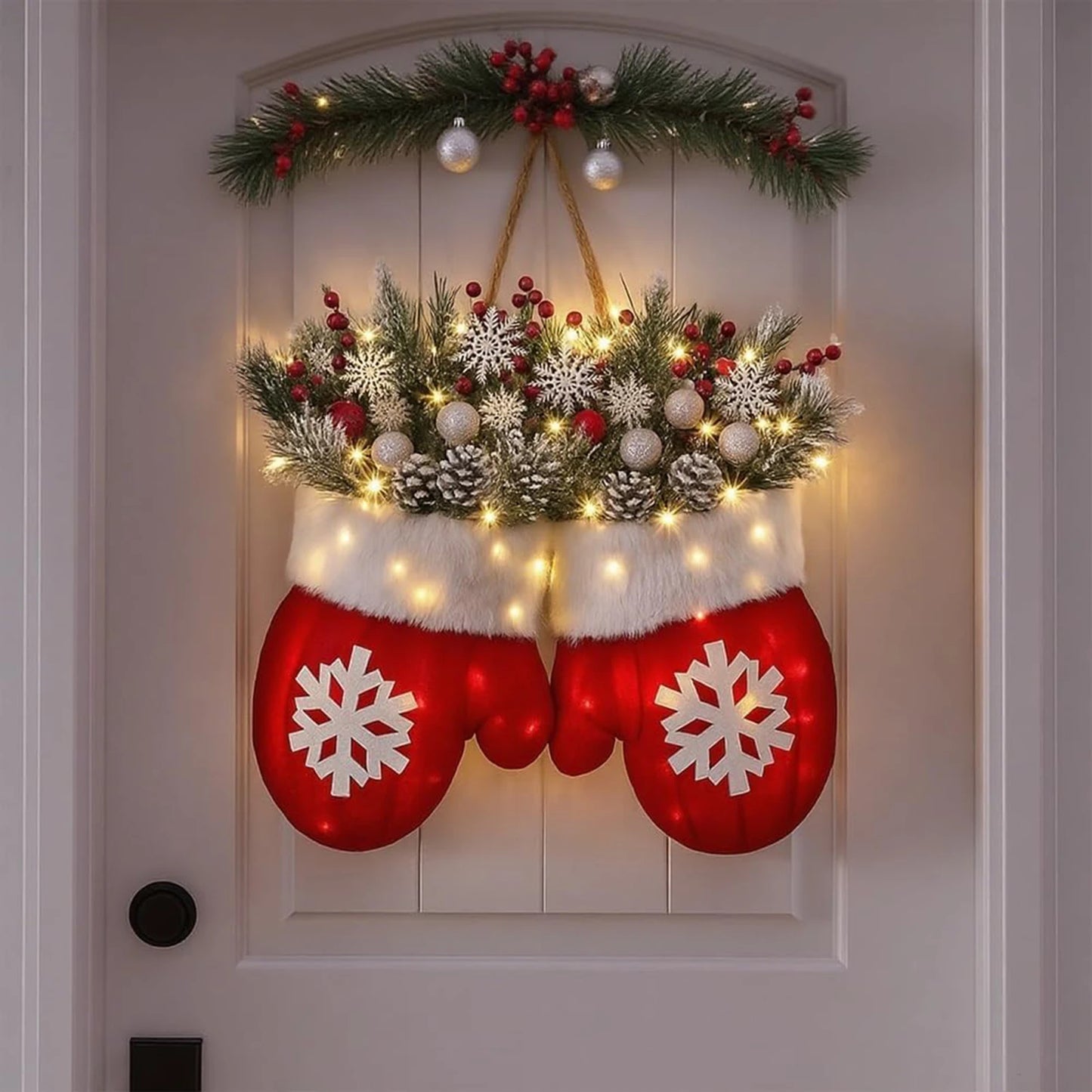 Christmas Glove Wreath Garland – Creative Holiday Door & Window Décor (2025)