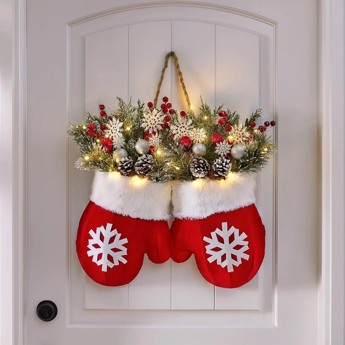 Christmas Glove Wreath Garland – Creative Holiday Door & Window Décor (2025)