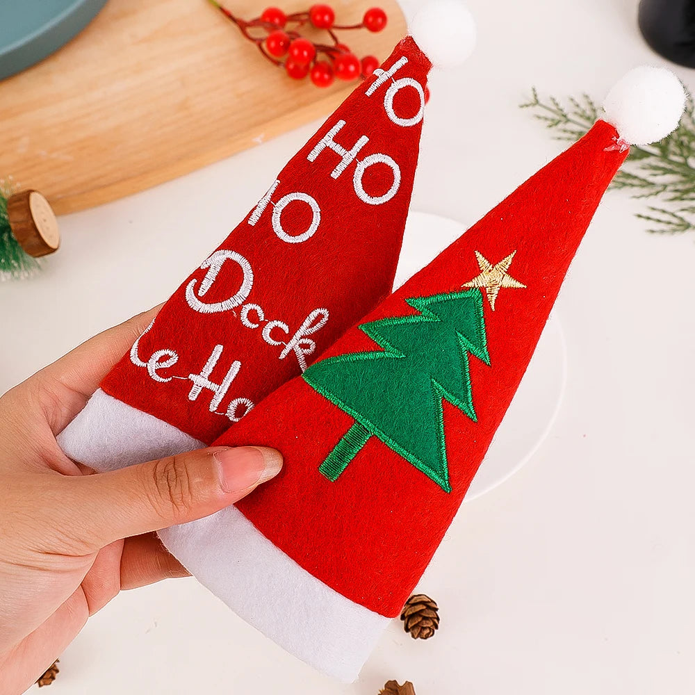 Christmas Cutlery Holder Set – Mini Santa Hat Tableware Bags (1–10 pcs)