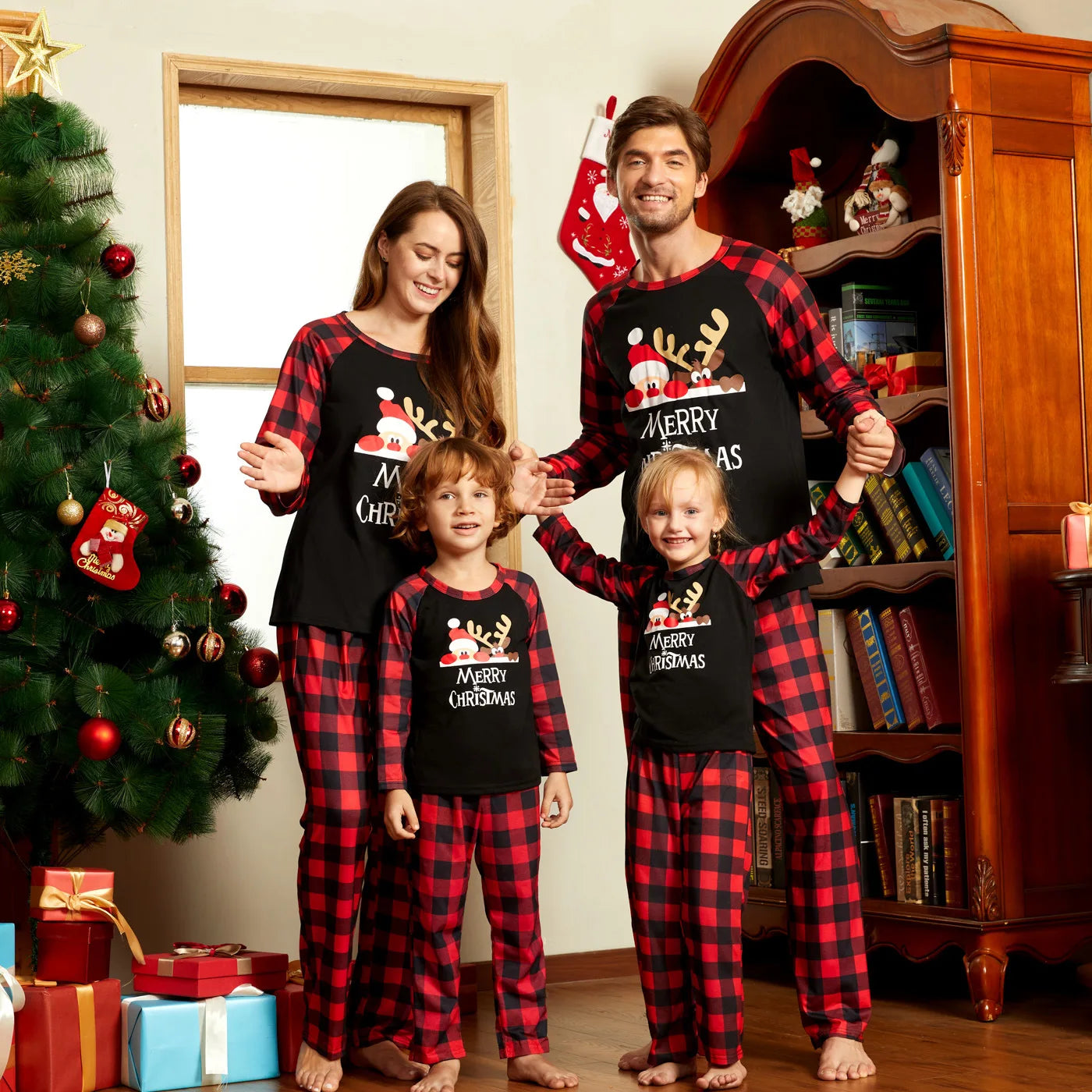 Christmas Family Pajamas – Santa Claus Print Matching Sleepwear for Men & Women