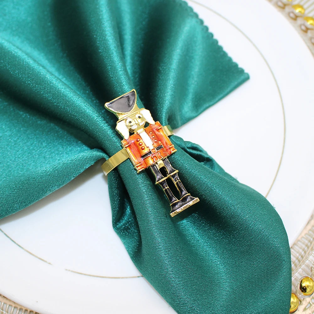 6Pcs Christmas Napkin Rings Xmas Pine Cone Wreath Car Napkin  Buckle for Christmas Wedding Party Table Decoration HWC255