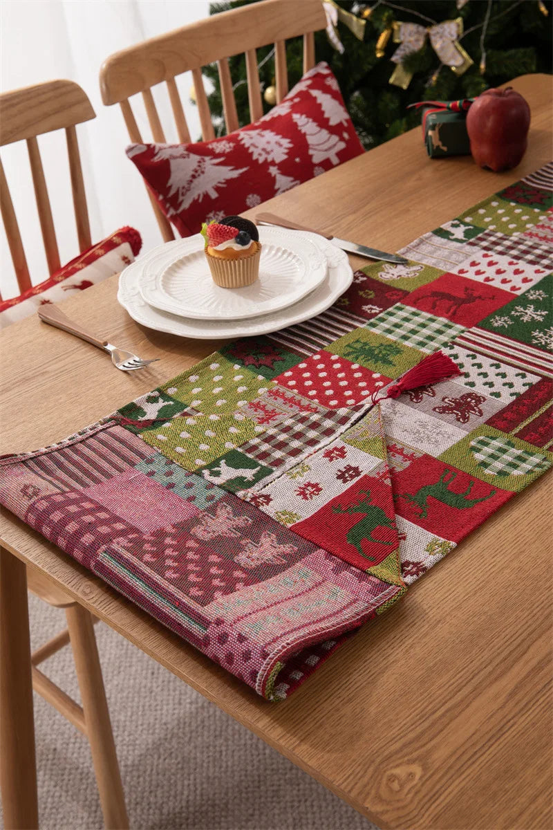 Christmas Table Runner Soft Durable Seasonal Winter Xmas Holiday Kitchen Dining Table Decoration for Indoor Outdoor Home Party