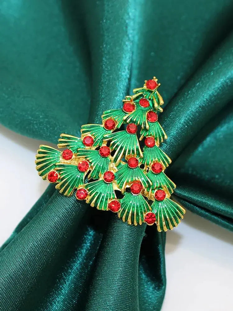 6Pcs Christmas Napkin Rings Xmas Pine Cone Wreath Car Napkin  Buckle for Christmas Wedding Party Table Decoration HWC255