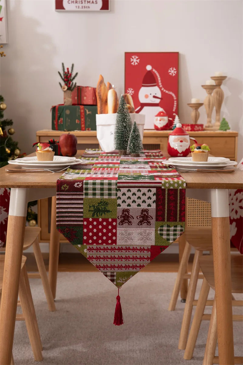 Christmas Table Runner Soft Durable Seasonal Winter Xmas Holiday Kitchen Dining Table Decoration for Indoor Outdoor Home Party